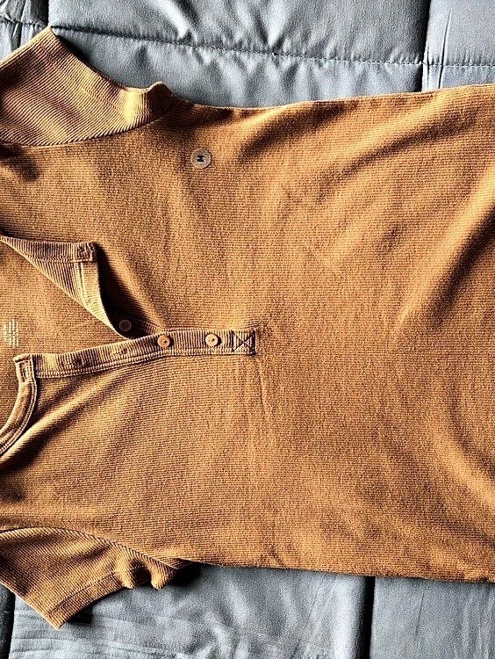 American Eagle Ribbed Short Sleeve Henley Top Brown